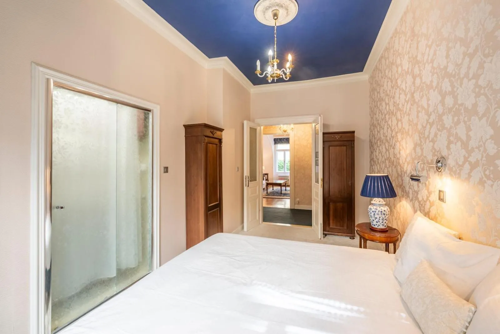 Apartament Deluxe Charles Bridge Apt Old Town, Garden View, City Centre Praga